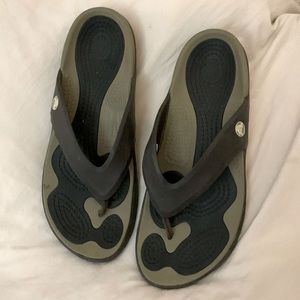 Men’s Crocs .size 12